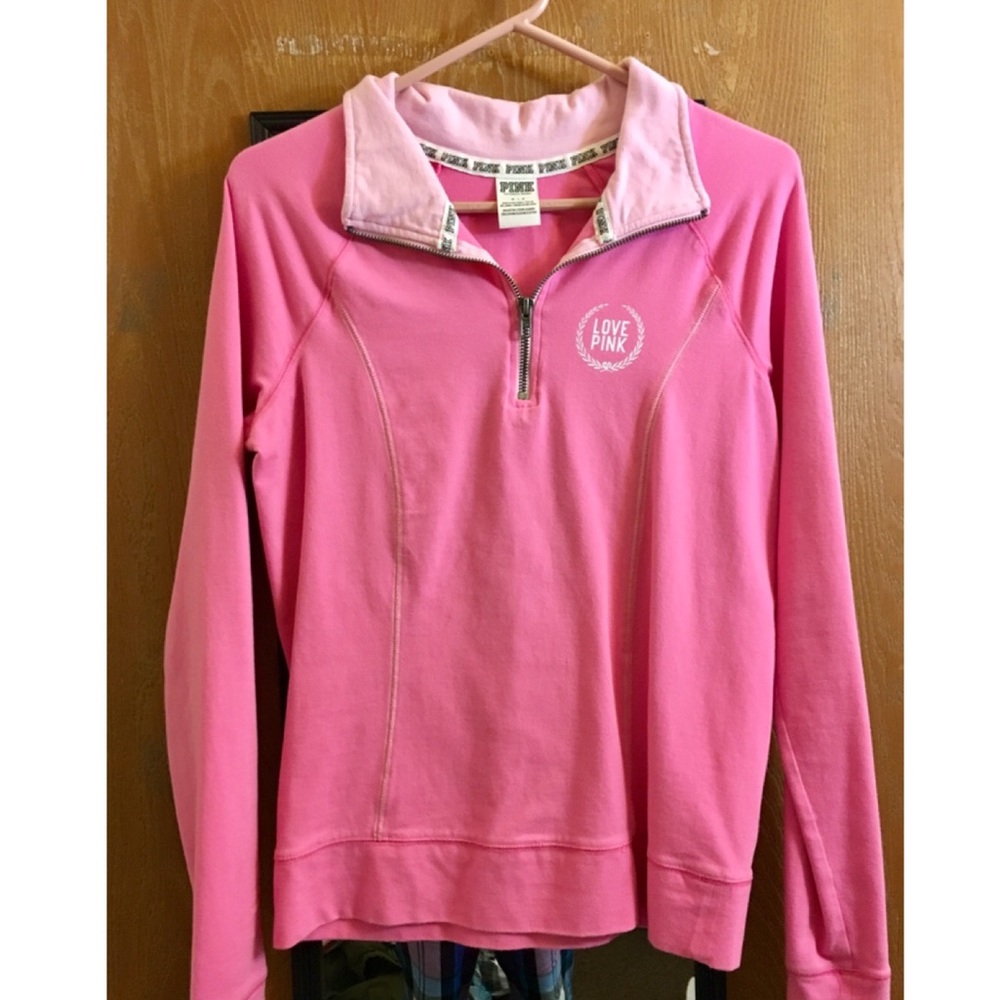 Quarter zip top